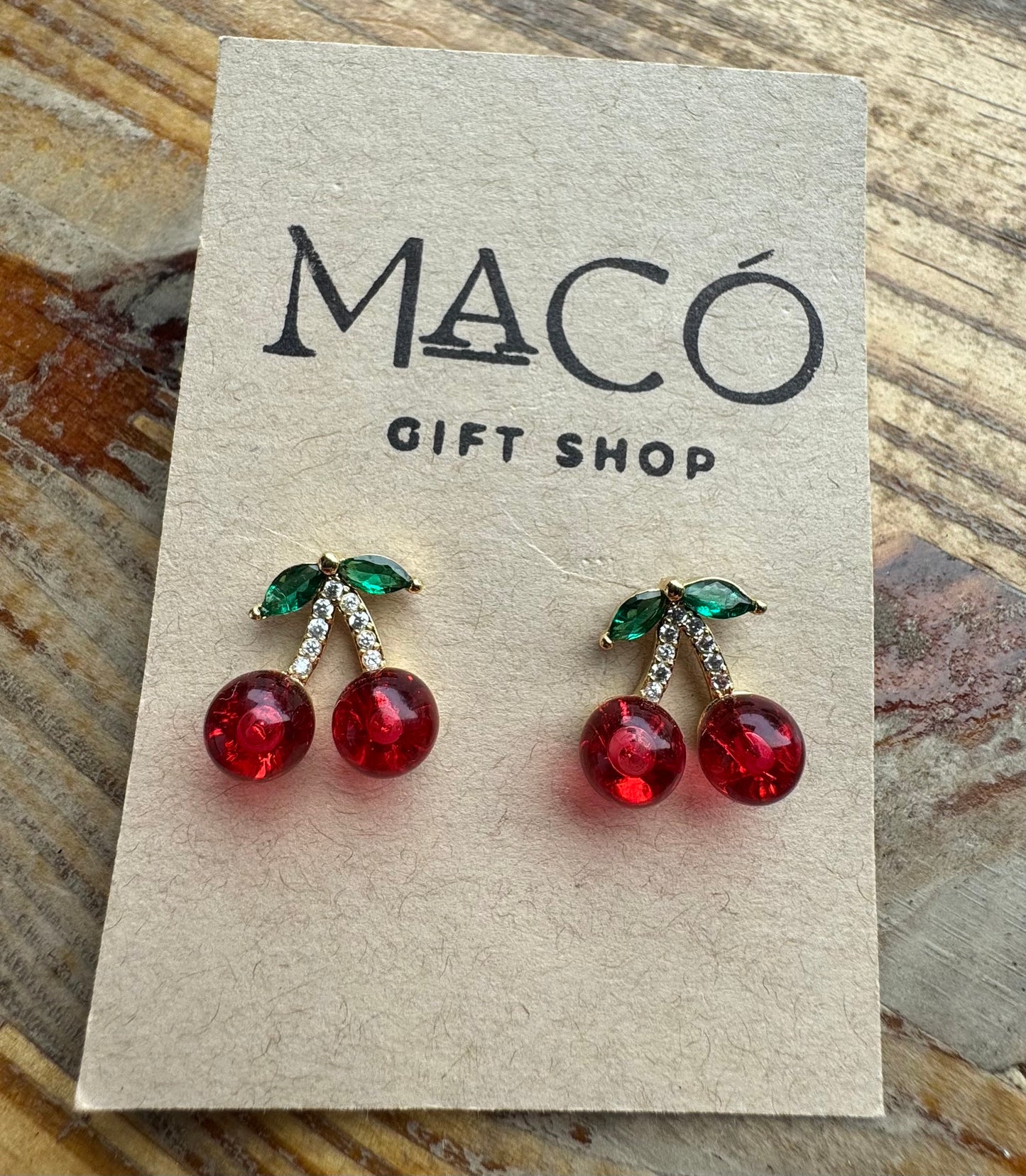 Aretes cherry