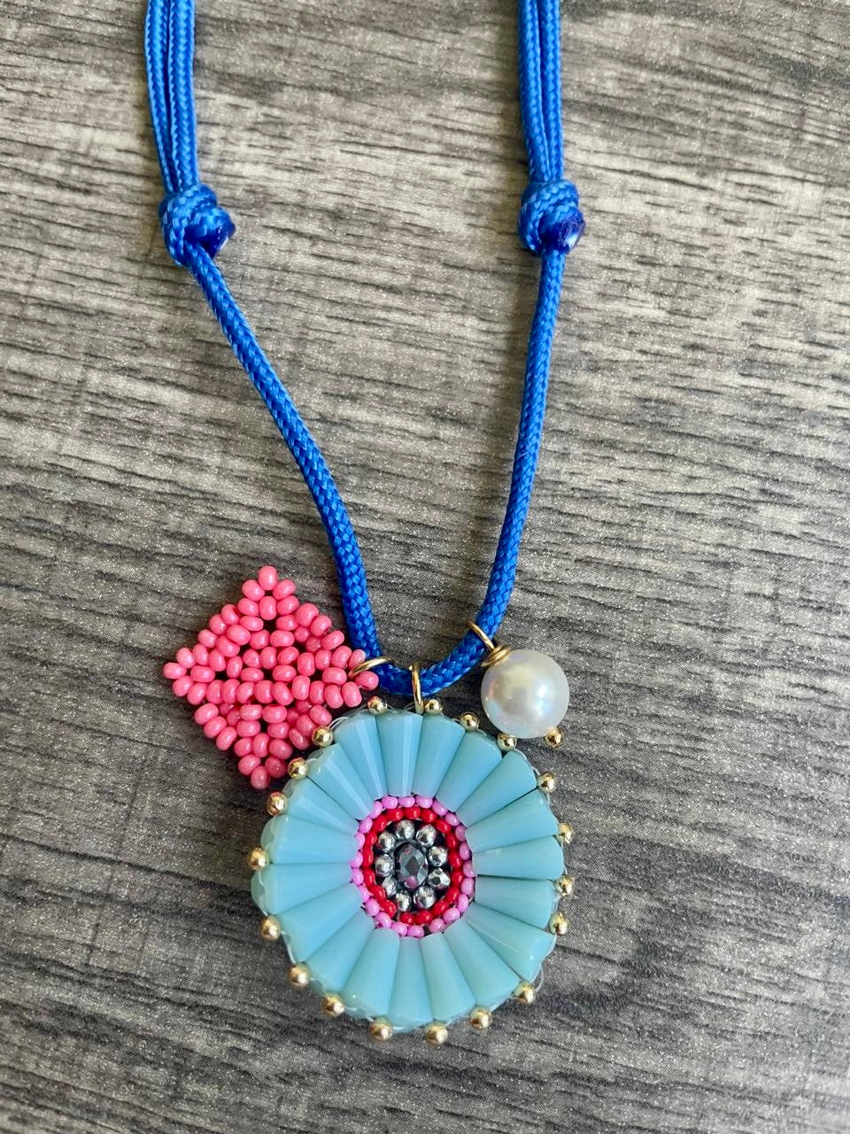 Collar de hilo ByMara